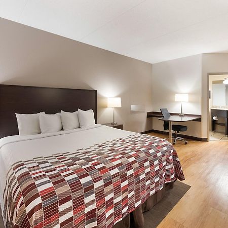 Red Roof Inn & Suites Columbus West Broad Εξωτερικό φωτογραφία