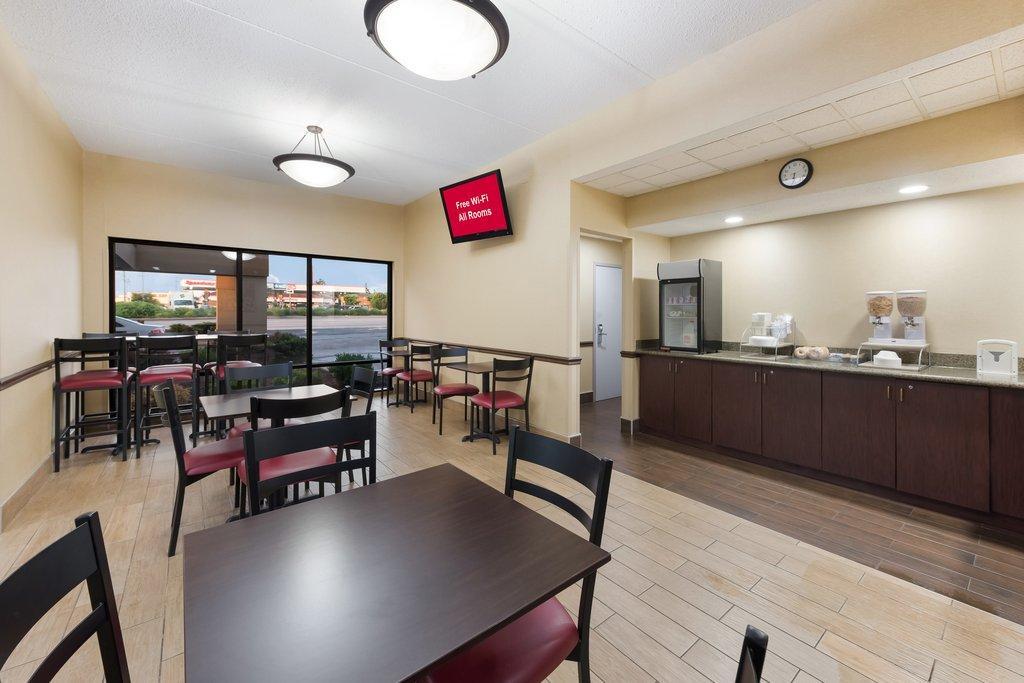 Red Roof Inn & Suites Columbus West Broad Εξωτερικό φωτογραφία