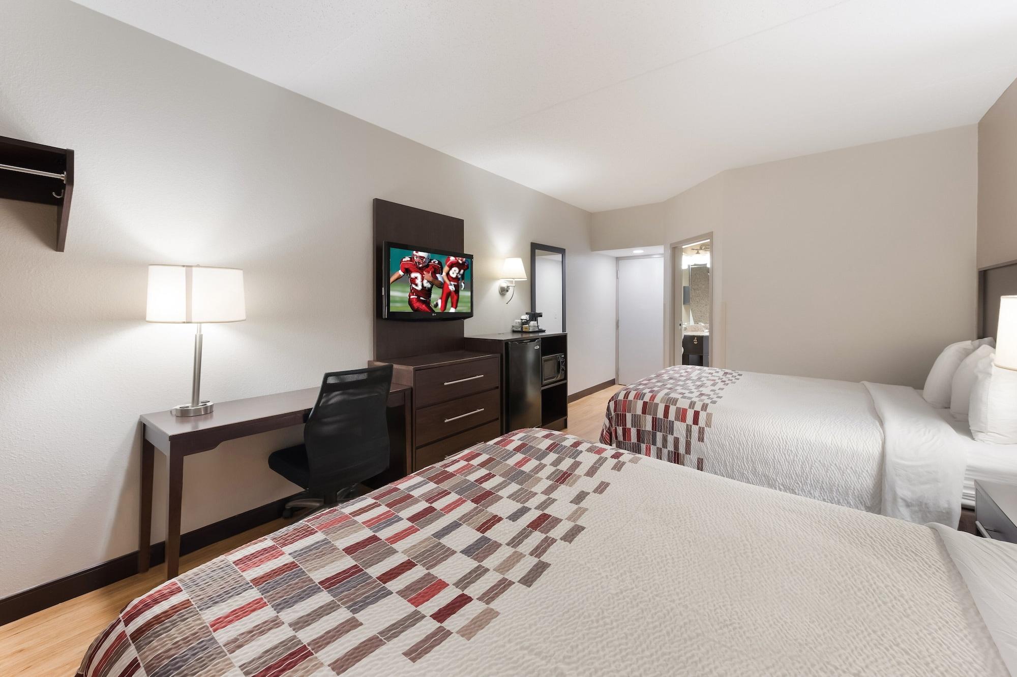 Red Roof Inn & Suites Columbus West Broad Εξωτερικό φωτογραφία